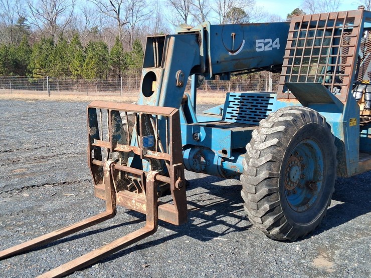 #102-•-1992-gradall-524-telehandler-image-1