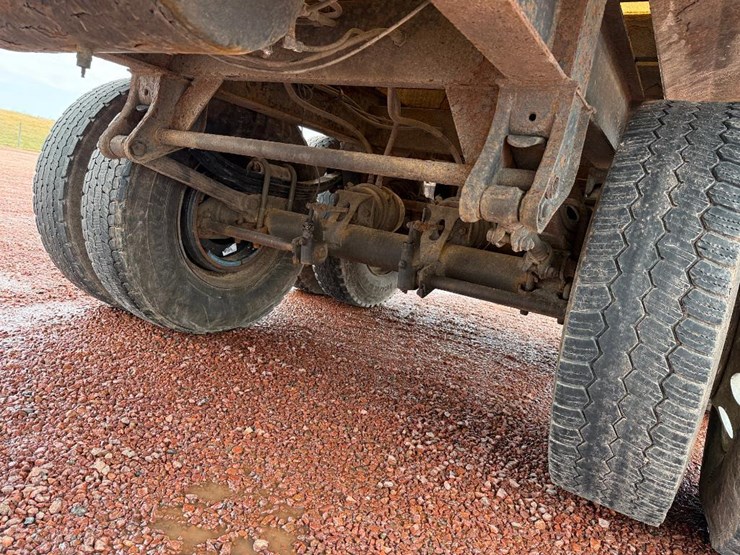 #302-•-lot-302-image-10