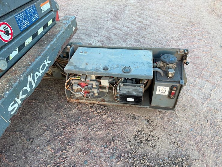 2016-skyjack-sjiii3219-image-22