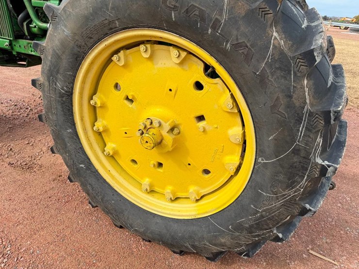 john-deere-4020-image-7