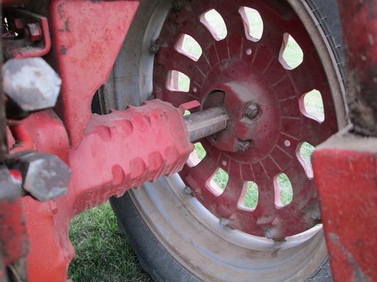 1977-international-886-image-9