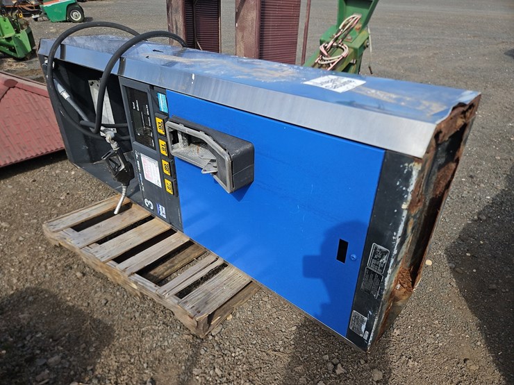 gasoline-pump-image-2