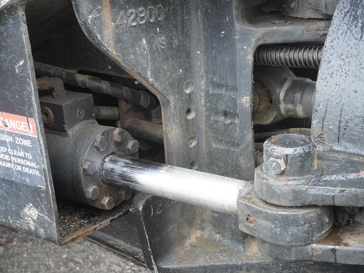 2011-timberpro-tf830b-image-58