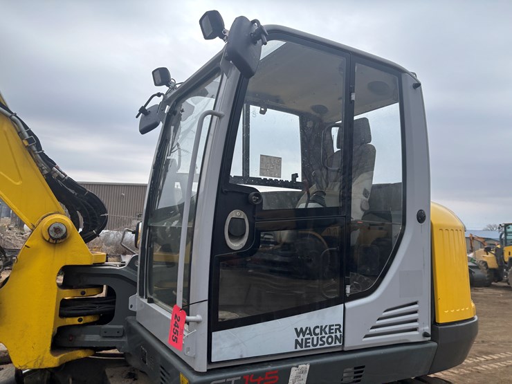 2018-wacker-neuson-et145-image-10