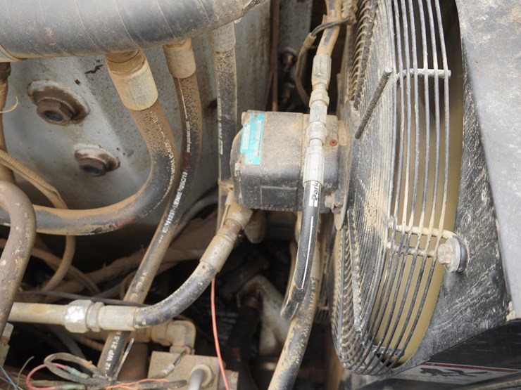 2011-timberpro-tf830b-image-87