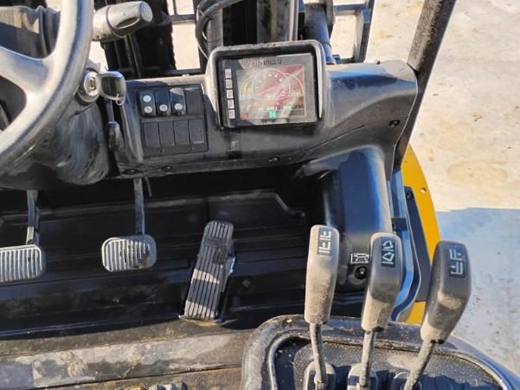 2019-hyundai-50da-9-image-14