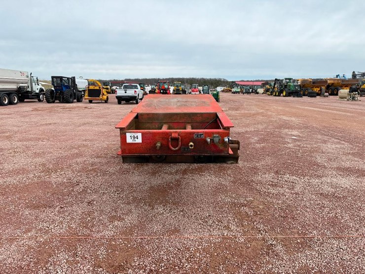 #194-•-lot-194-image-2