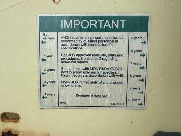 2016-jlg-t500j-image-42