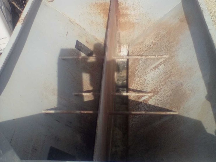 #140-•-2007-cemantech-10-yard-volumetric-mixer-image-39