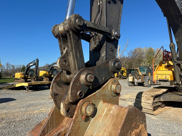 2017-volvo-ec350el-image-25