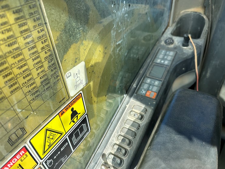 2011-caterpillar-336dl-image-55