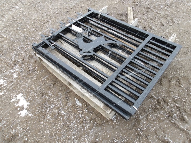 #7399-•-deer-entry-gates-image-3