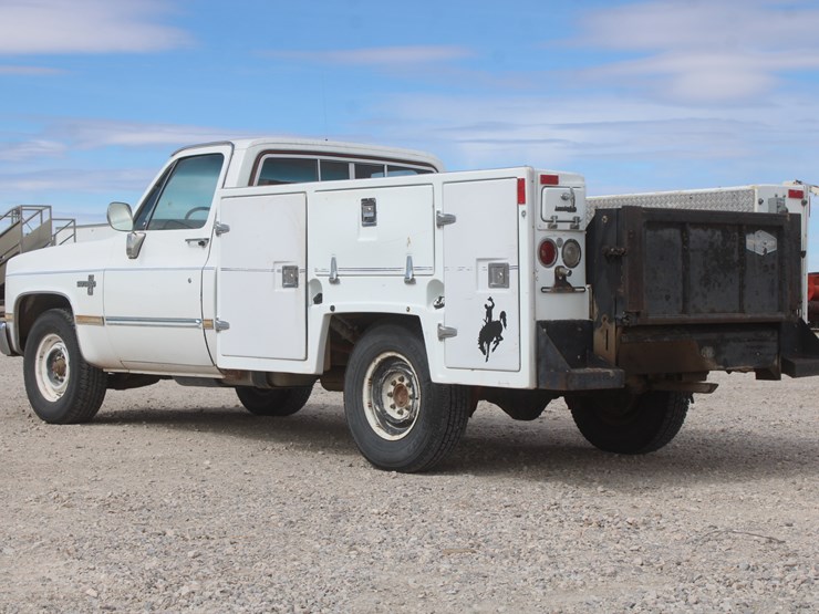 1984-chevrolet-c20-image-6