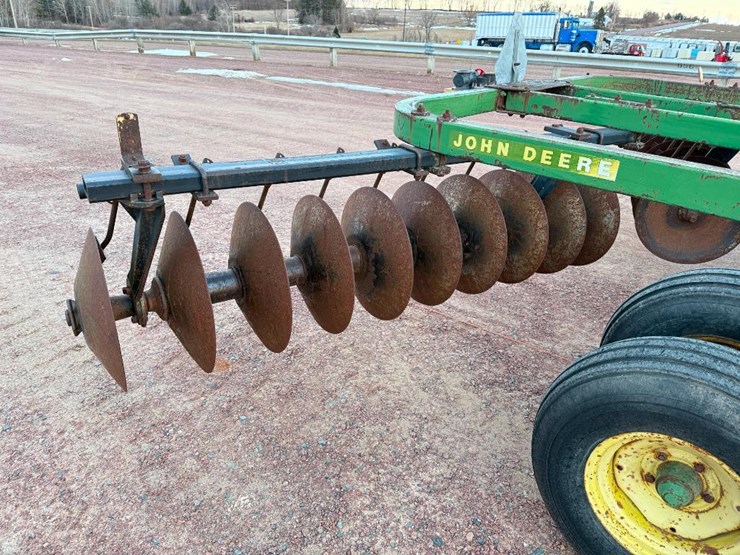 john-deere-210-image-17