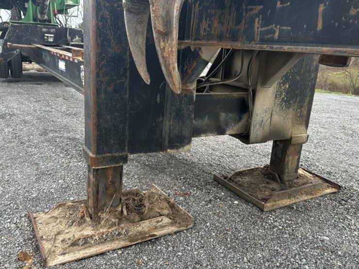 2007-deere-437c-image-24