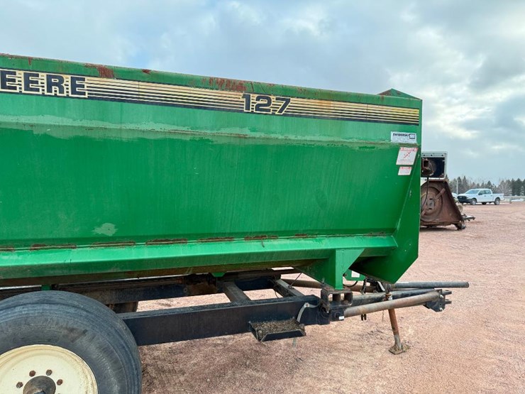john-deere-127-image-16