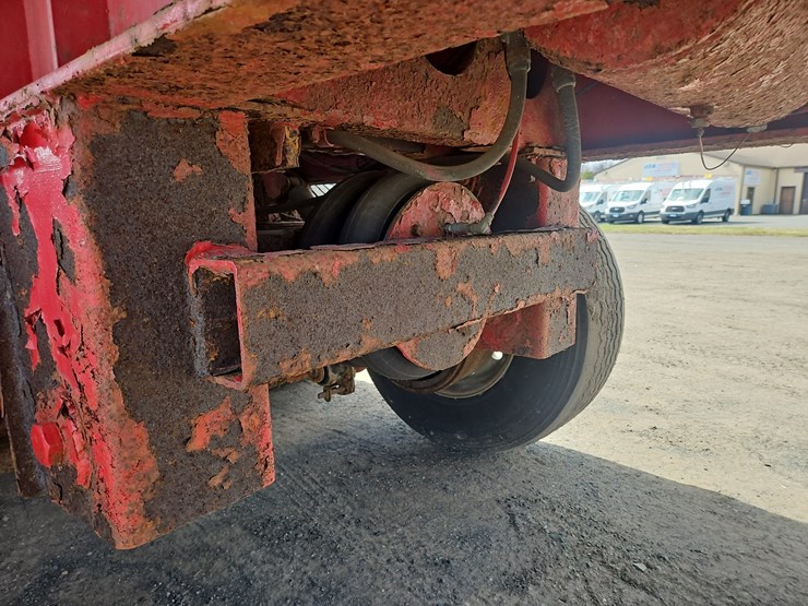 2001-j&j-aluminum-28'-tri/a-dump-trailer-image-16