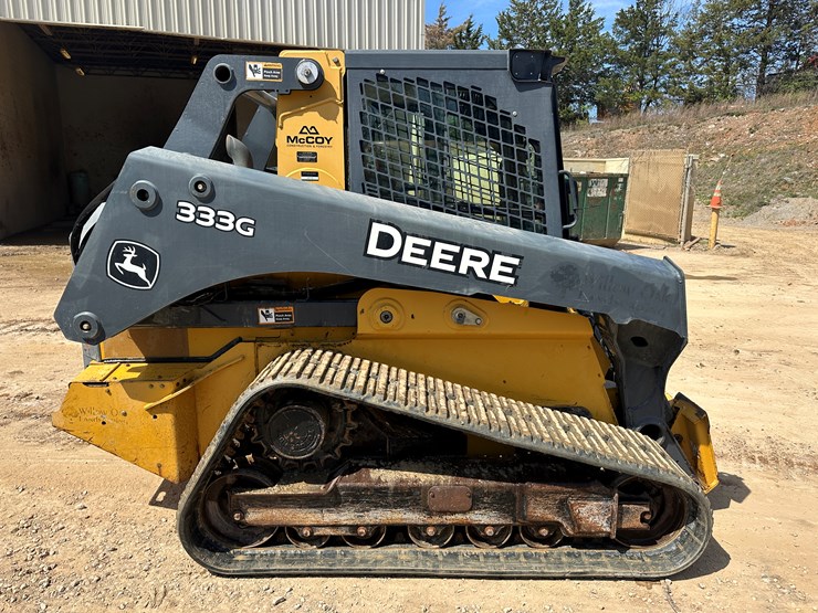 2017-deere-333g-image-6