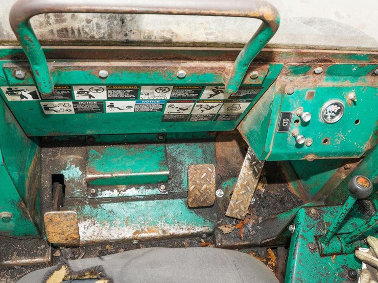 1994-timberjack-230-image-32