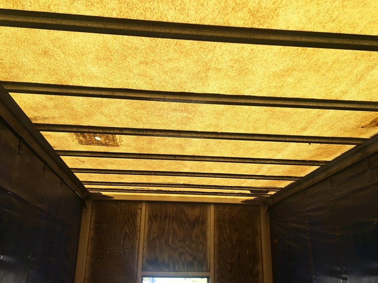 #131-•-2005-reitnourer-curtain-trailer-image-16