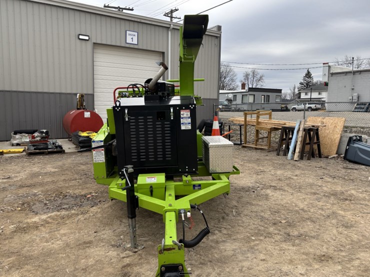 #149-•-2024-vortex-v12-brush-chipper-image-7