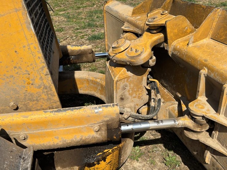 1998-deere-650g-image-25