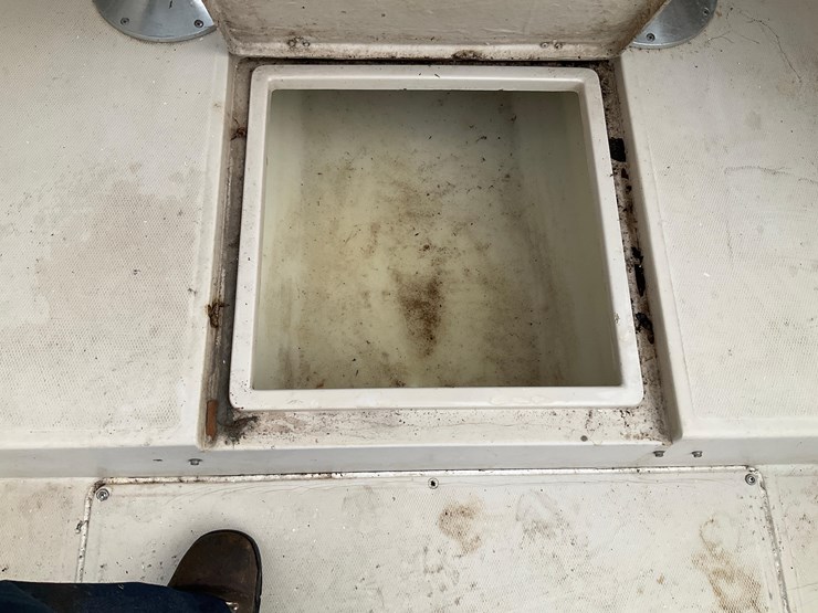 #154-•-1986-chris-craft-fishing-boat-image-39