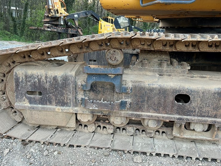 deere-470g-lc-image-76