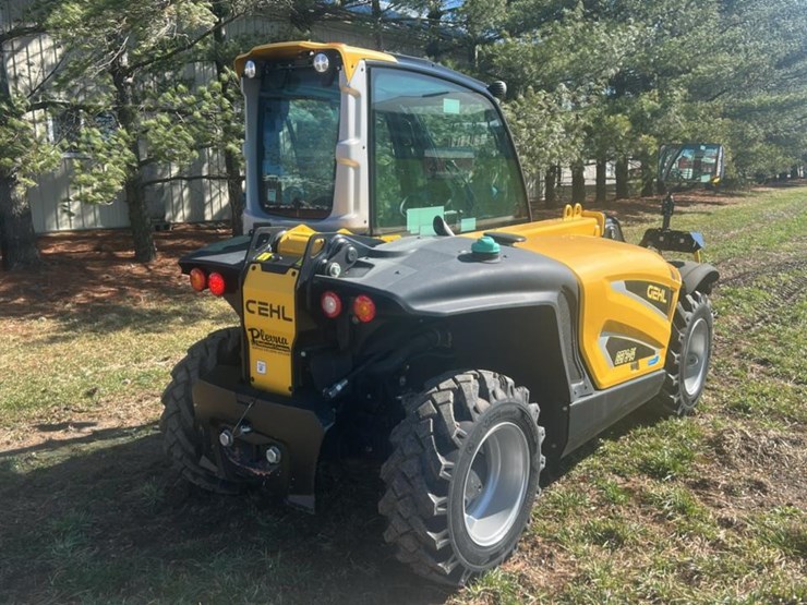 #101-•-2023-gehl-gct3-14-telehandler-image-5