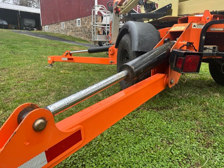 2016-jlg-t500j-image-14