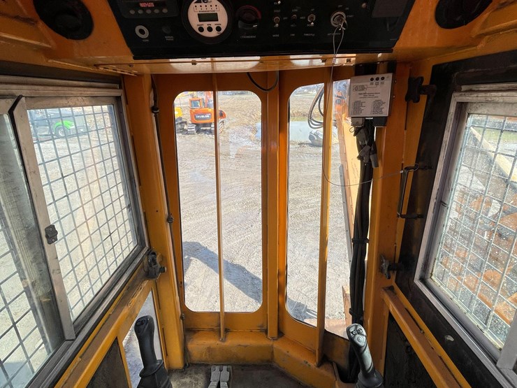 2009-bandit-1900-image-36