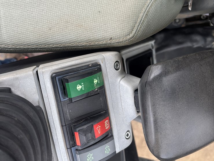 2018-wacker-neuson-et145-image-42