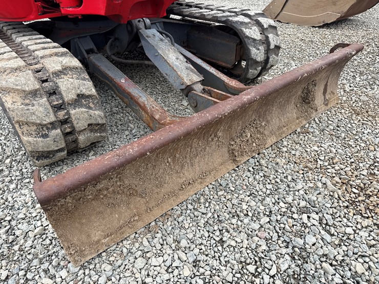 takeuchi-tb285-image-37