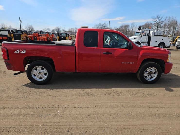 2010-chevrolet-silverado-1500-image-6