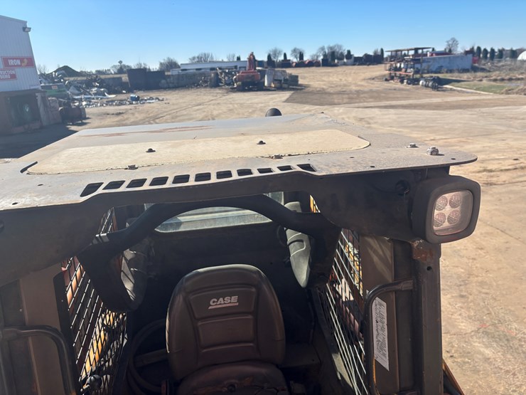 2011-case-sr220-image-21