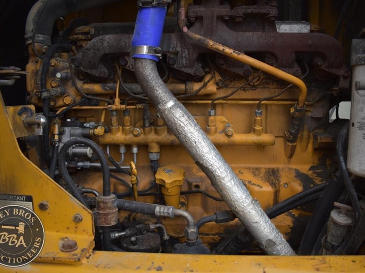 2007-deere-672d-image-54