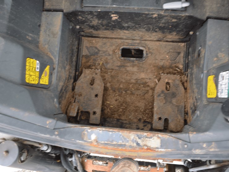 2023-bobcat-s62-image-12