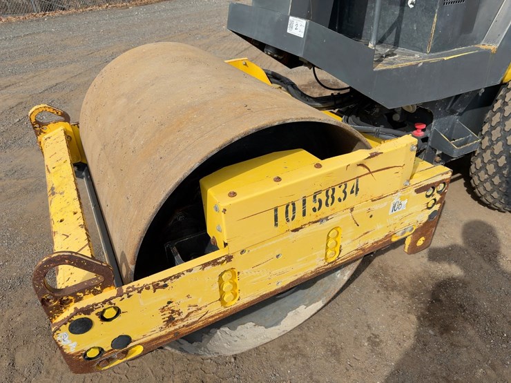 2016-bomag-bw124dh-40-image-9