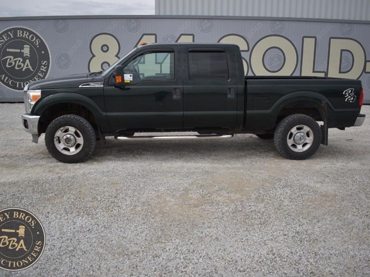 2014-ford-f250-sd-xlt-image-2