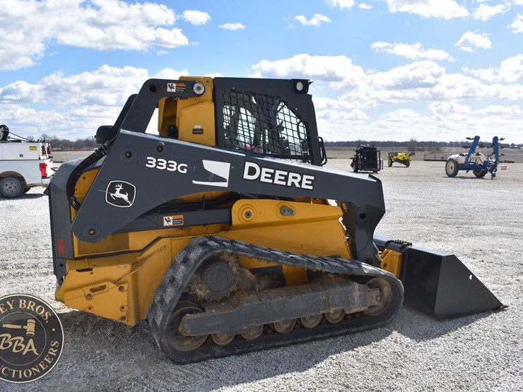 2020-deere-333g-image-21