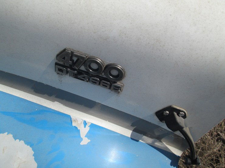 international-4700-image-5