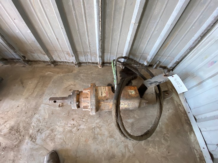 #4002-•-rhino-hydraulic-auger-image-1