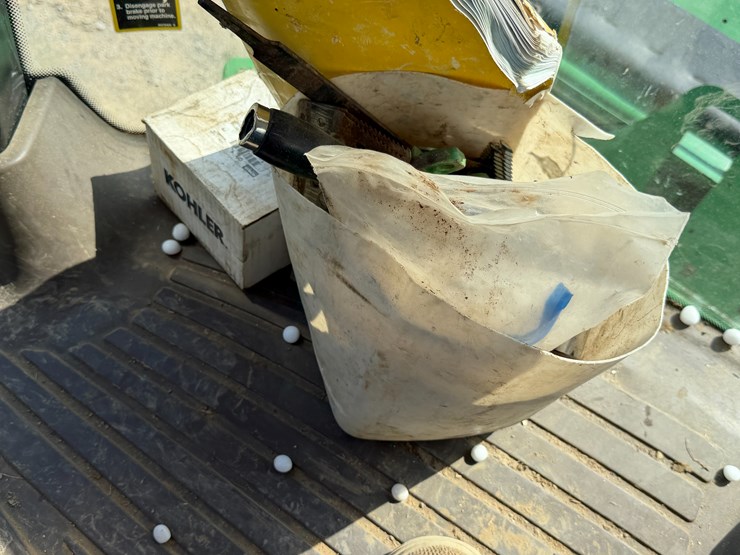 2014-john-deere-s670-image-180