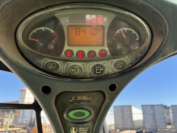 2020-bobcat-t550-image-17