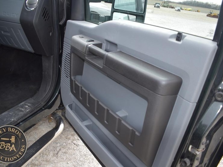 2014-ford-f250-sd-xlt-image-29