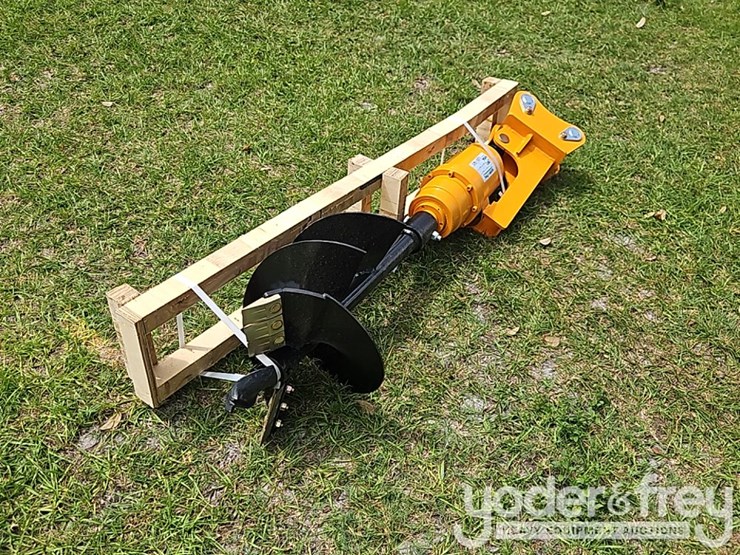 2026-caterpillar-303-image-1