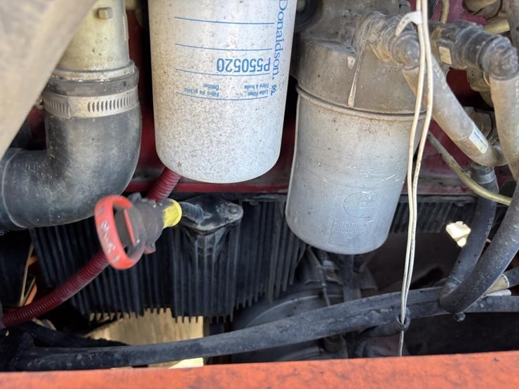 2016-jlg-8042-image-49