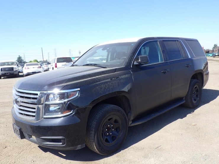 2020-chevrolet-tahoe-image-1