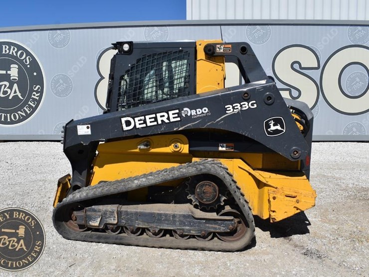 2019-deere-333g-image-3