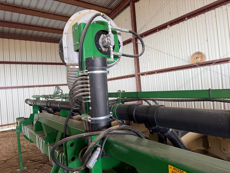 great-plains-yp825a-image-28